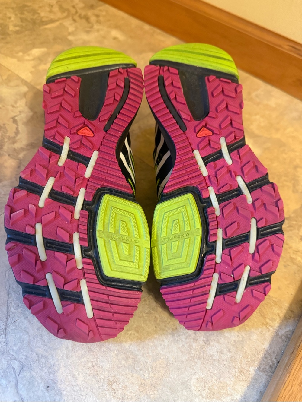 Salomon Women's Trail Runners in Lime Green and Pink - Picture 4 of 4